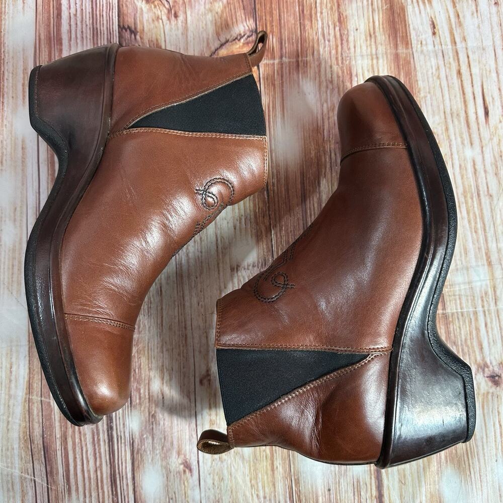 Dansko Brown Leather Ankle Boot Sz 40 US 9.5-10 Chelsea Bootie Block Heel Shoes - Picture 5 of 10